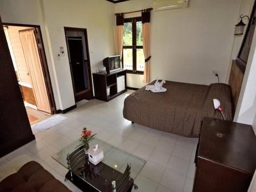 Bungalow B (3 Adults)