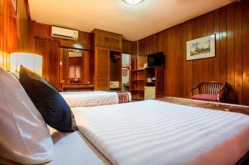 Deluxe Double or Twin Room