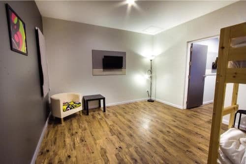 Deluxe Family Room
