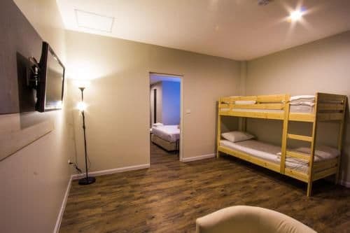 Deluxe Family Room