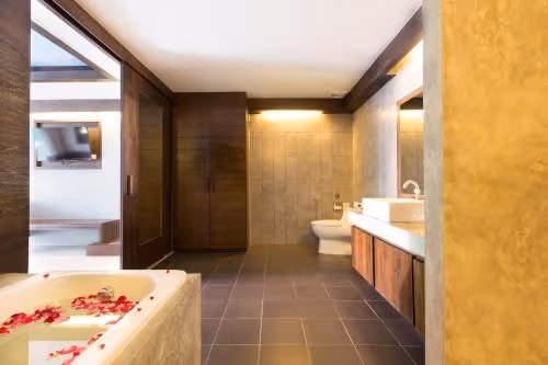 Grand Deluxe Double or Twin Room with Pool Access