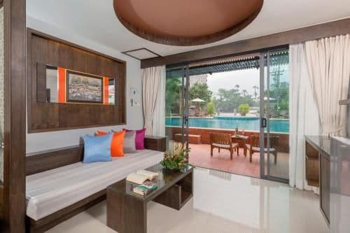 Grand Deluxe Double or Twin Room with Pool Access