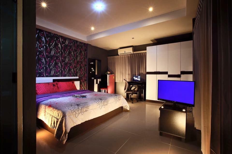 Lancome Plus Hotel