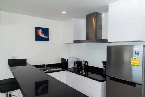Deluxe Two-Bedroom Apartment