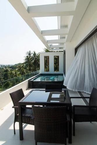 Deluxe Two-Bedroom Apartment