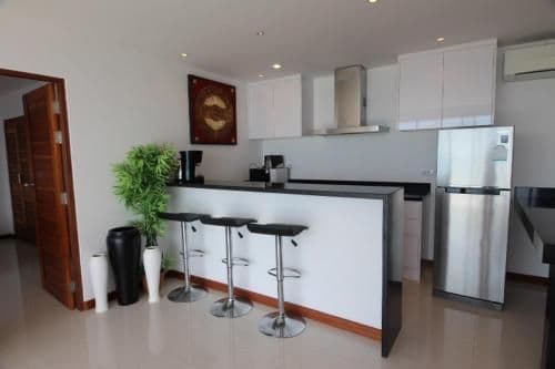 Deluxe Two-Bedroom Apartment