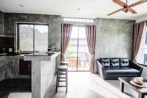Villa with Garden View
