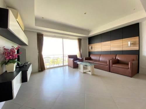 Two-Bedroom Apartment with Sea View