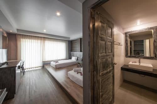 Deluxe Double or Twin Room