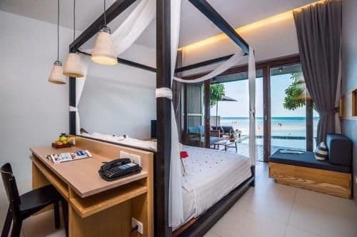 Beach Front Pool Villa With One-way Airport Transfer
