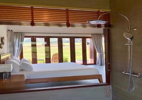 VILLA WITH PRIVATE POOL