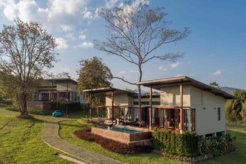 VILLA WITH PRIVATE POOL