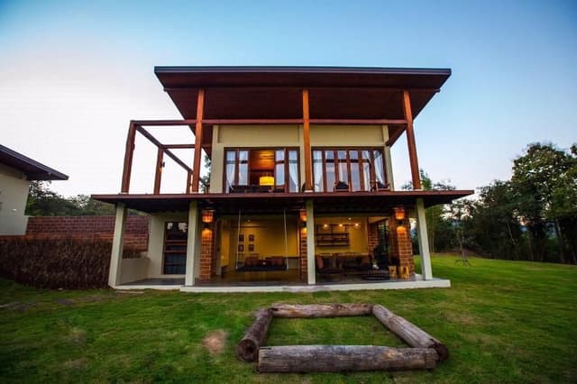 VILLA POOL VIEW