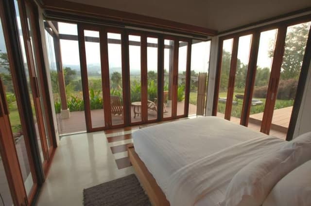 VILLA POOL VIEW