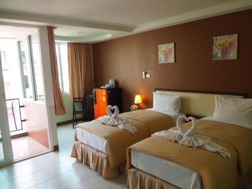 Standard Twin Room