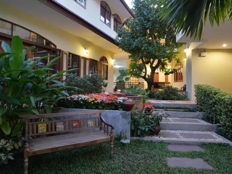 The Golden Wells Residence The Golden Wells Residence