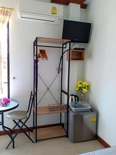 Budget Double Room with Air Con (No Hot Water)