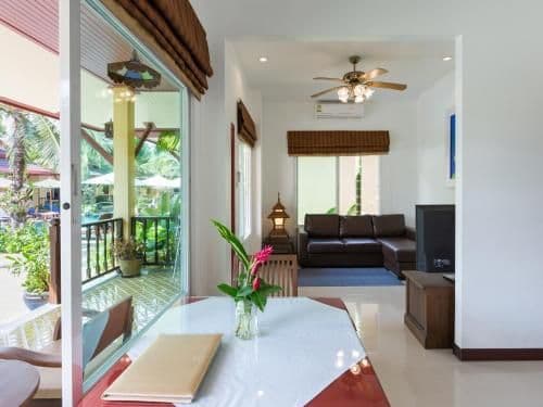 Suite Villa Pool Access