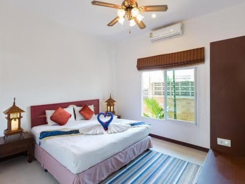 Deluxe Villa with Pool View
