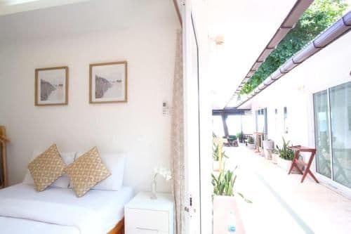 Family Room (4 Adults)