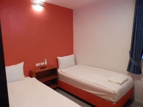 Standard Twin Room