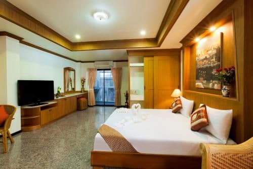 Deluxe Quadruple Room