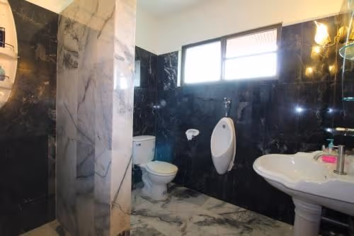 Superior One-Bedroom Apartment
