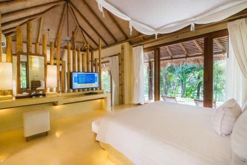 Grand Pool Villa