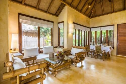 Beachfront Suite Pool Villa