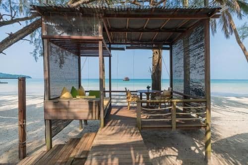 Beachfront Suite Pool Villa