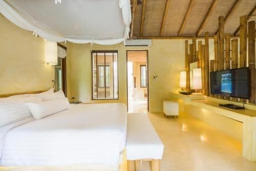 Grand Pool Villa