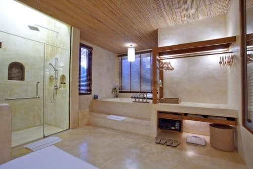 Grand Pool Villa