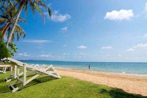  Beachfront  Villa