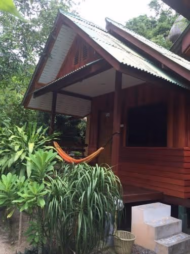 One-Bedroom Bungalow