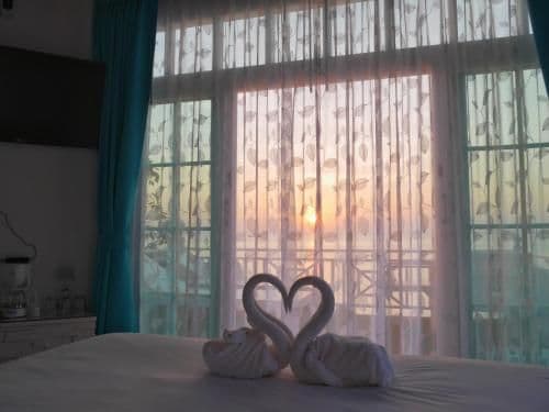 Honeymoon Suite with Sea View