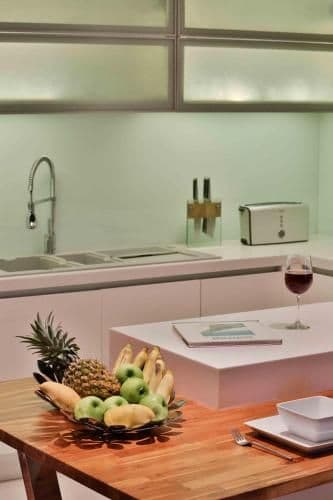Deluxe Two-Bedroom Apartment