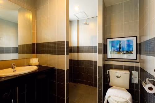 Deluxe Family Room