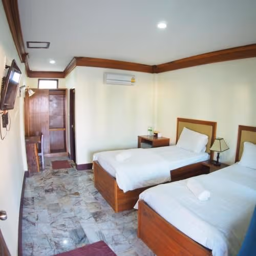 Standard Twin Room