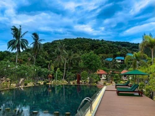 Deluxe Pool View Bungalow