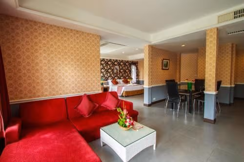 One-Bedroom King Suite