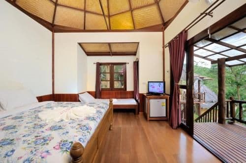 Bungalow with Sea View