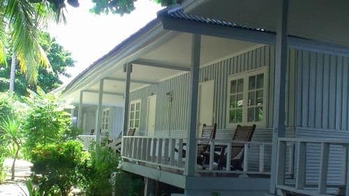 Deluxe Bungalow with Garden View