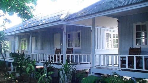 Deluxe Bungalow with Garden View