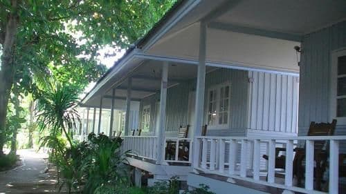 Deluxe Bungalow with Garden View