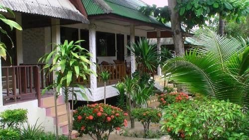Superior Bungalow with Garden View