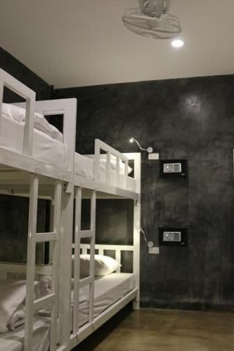 Bed in 4-10 Beds Mixed Dormitory Beach Club