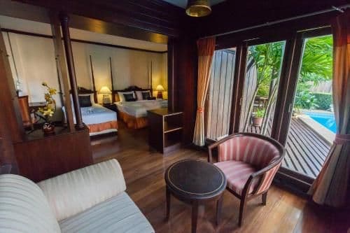 King Suite with Pool View