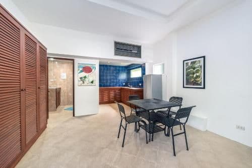 Four-Bedroom Villa with Private Pool (Green Oasis)