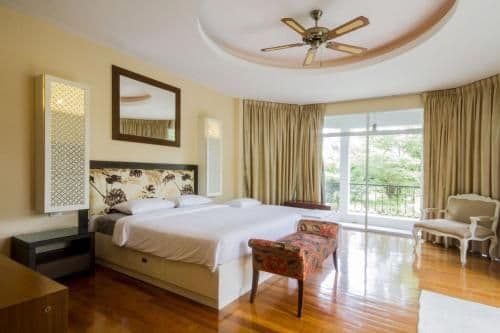 Bungalow - Beach Front