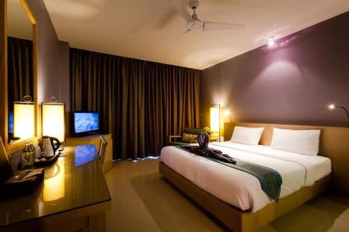 Superior Double or Twin Room with Pool View